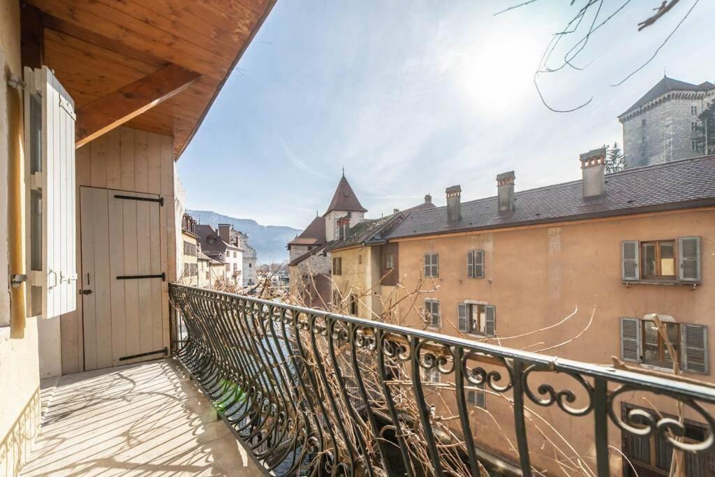 Ferienwohnung Le Rousseau Annecy Exterior foto